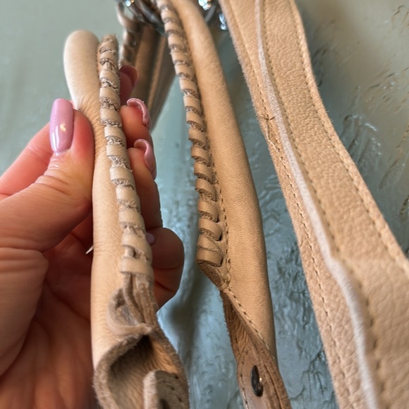 Purse: cream/white leather fringe, multiple handles, lined - Picture 8 of 12